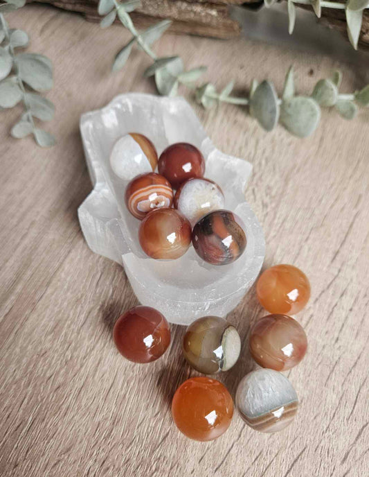 Mini Agate Sphere (2–3 cm) – Polished Crystal for Healing & Decor