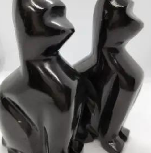 Black Onyx Egyptian Cat – Protective & Mystical Crystal Statue