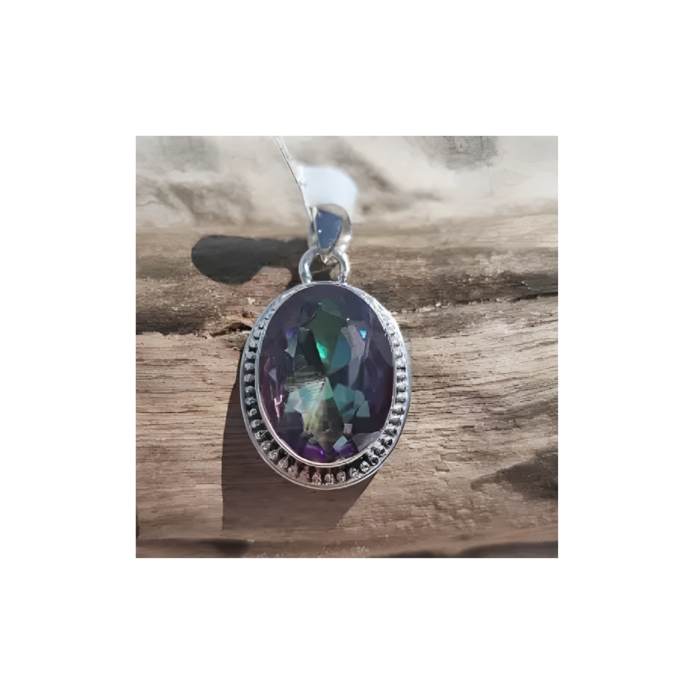 BOHO MYSTIC TOPAZ PENDANT