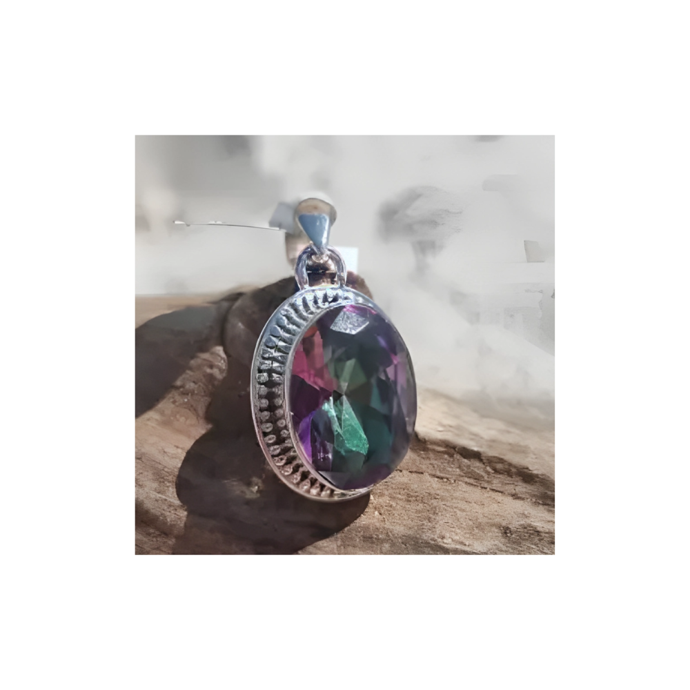 BOHO MYSTIC TOPAZ PENDANT