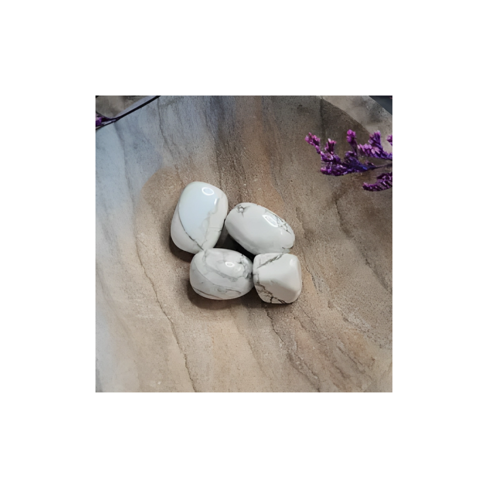 WHITE HOWLITE TUMBLED