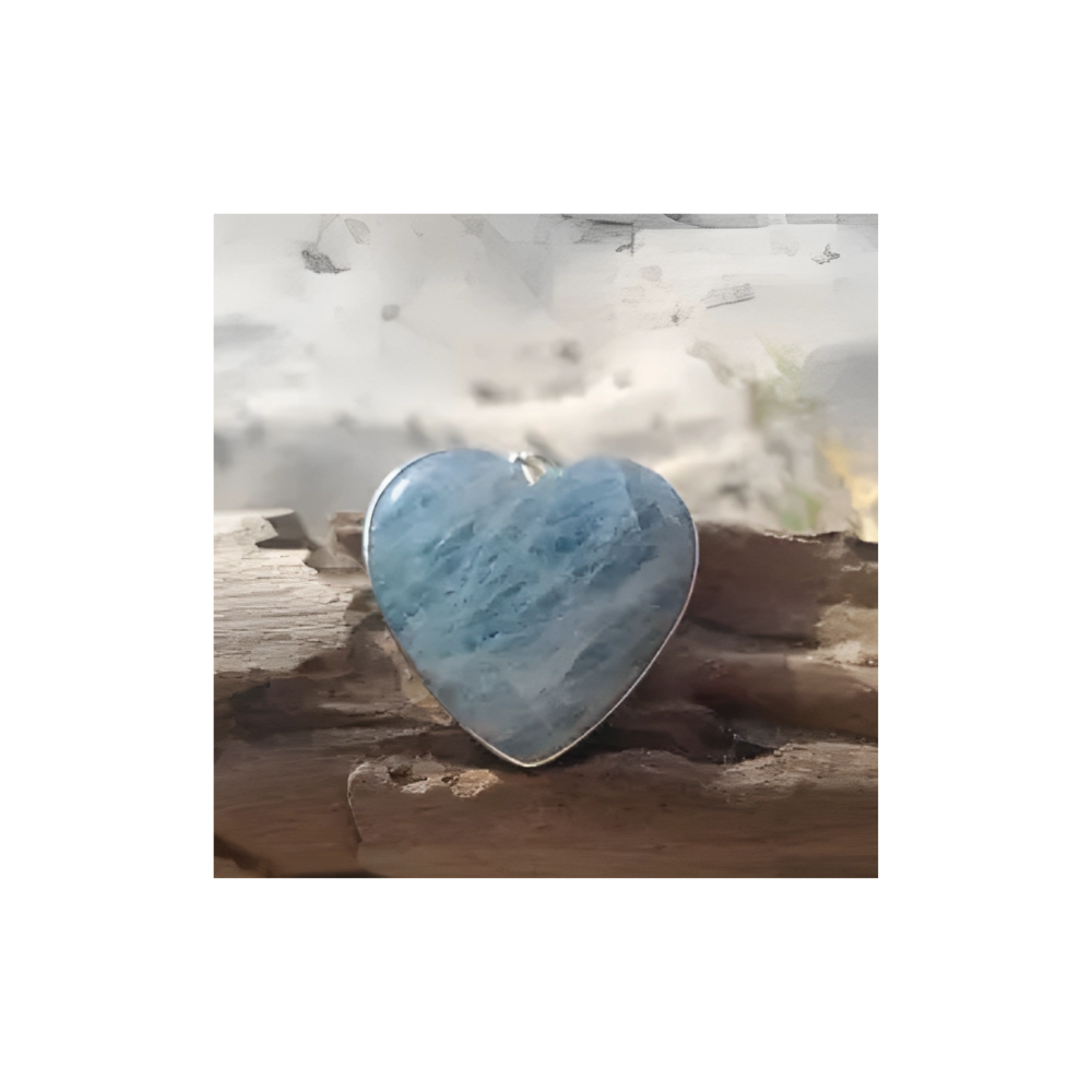 Aquamarine Heart Pendant – Crystal of Peace, Love & Communication