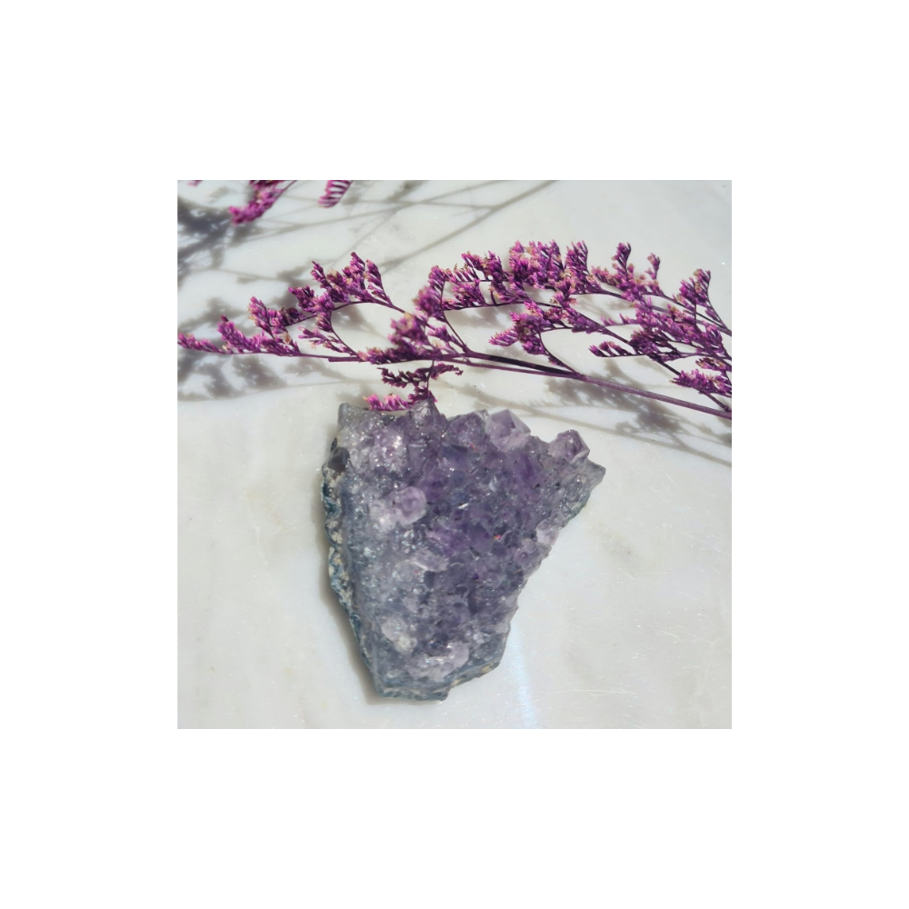 Lilac Amethyst Clusters – Soft Purple Healing Crystals for Peace, Intuition & Energy Cleansing