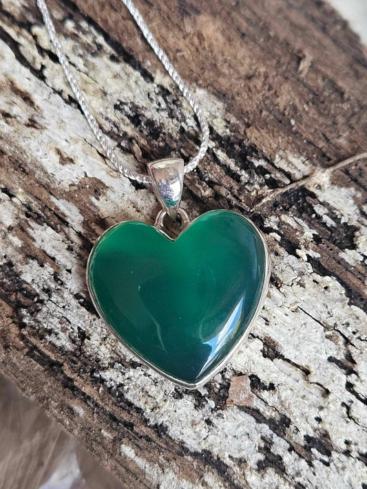 GREEN ADVENTURINE HEART IN STERLING SILVER