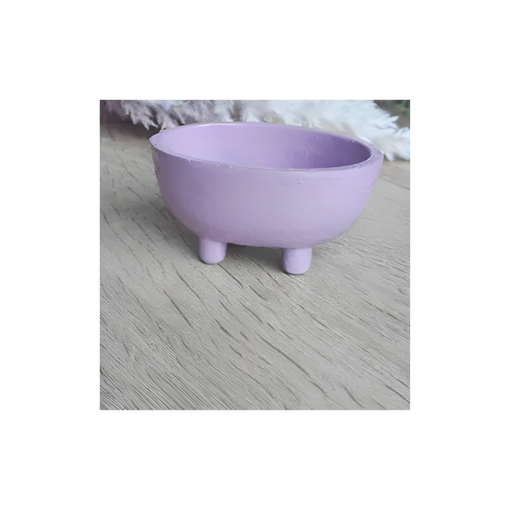 OVAL CAST IRON CAULDRON – LAVENDER