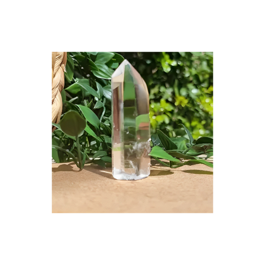 CLEAR QUARTZ POINT 2