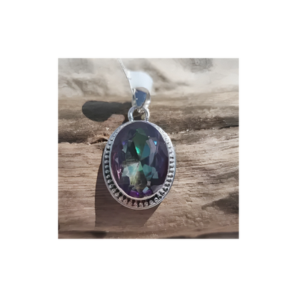BOHO MYSTIC TOPAZ PENDANT