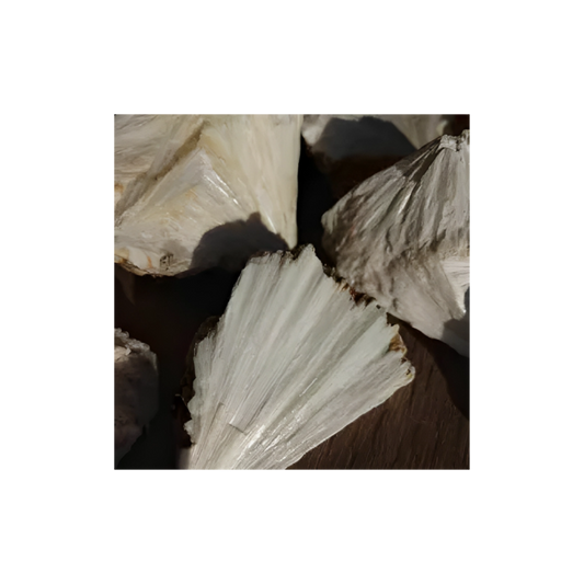 Scolecite Raw Stone – High Vibration Crystal for Inner Peace & Spiritual Awakening
