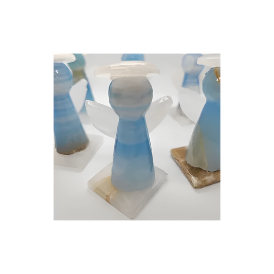 Blue and White Onyx Guardian Angel – Protective Crystal Figurine for Strength & Guidance