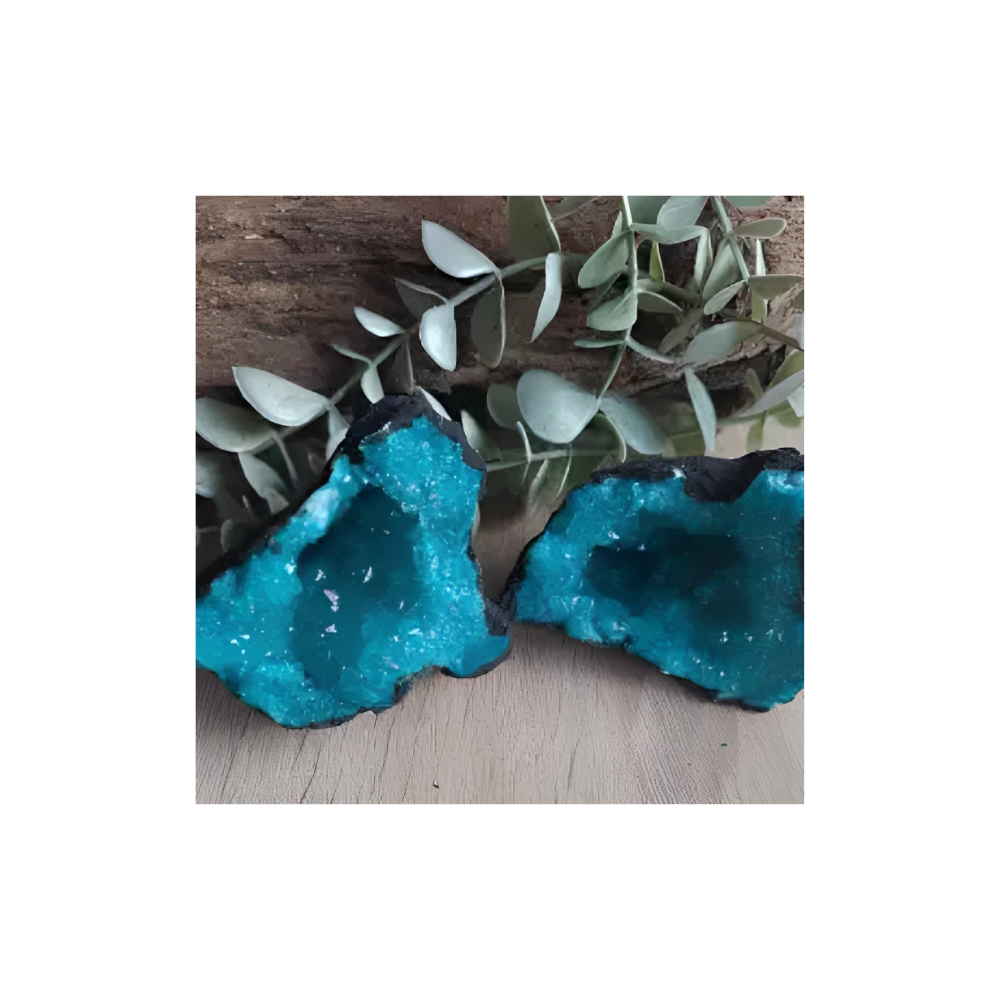 GREEN AQUA GEODES