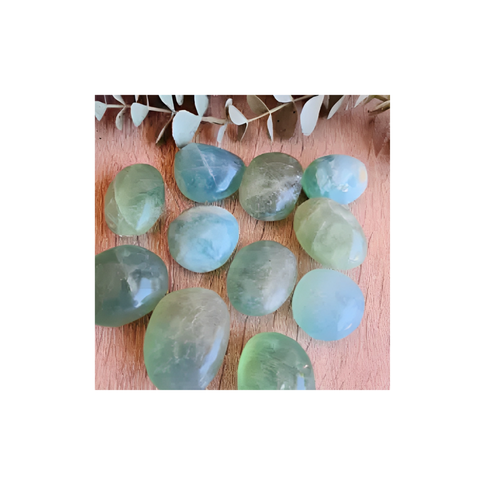 FLUORITE PALM STONES