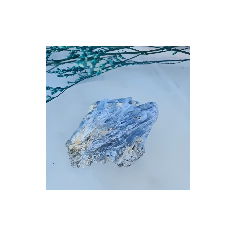 Kyanite Rough Chunk – High Vibration Crystal for Energy Alignment & Chakra Clearing