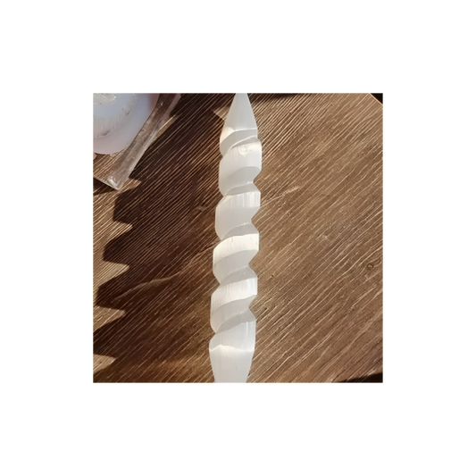 SELENTIE SPIRAL WAND