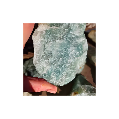 GREEN AVENTURINE NATURAL CHUNKS