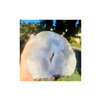 NATURAL AGATE GEODE 1.3KG