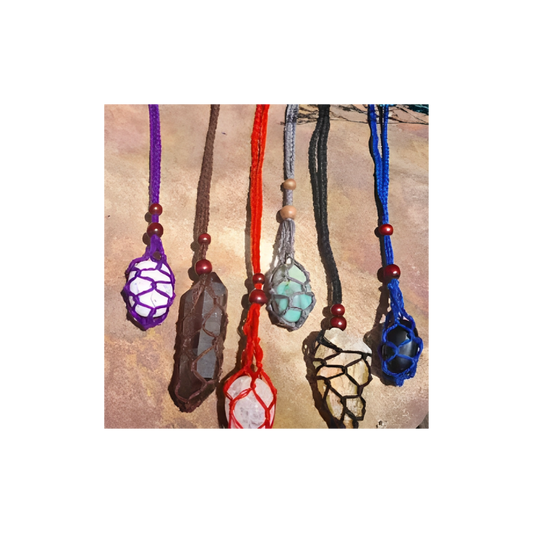 MACRAME NET NECKLACE POUCH