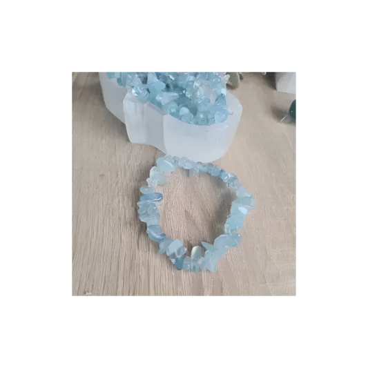 Aquamarine Chip Bracelet – Soothing Crystal for Calm & Communication