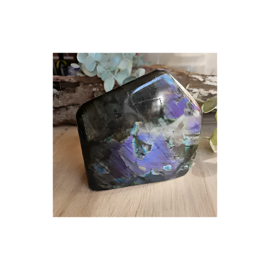 Labradorite Free Form – Intuition, Protection & Transformation Crystal