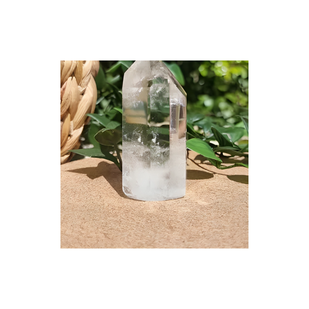 CLEAR QUARTZ POINT 1